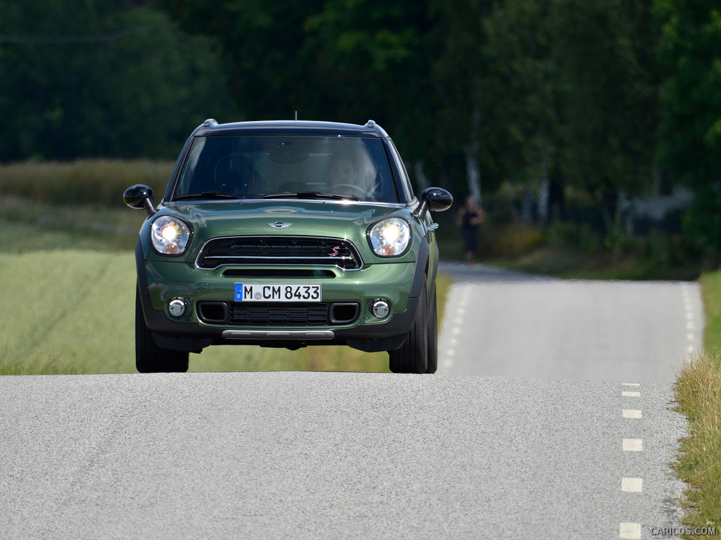 2015 MINI Cooper S Countryman  - Front