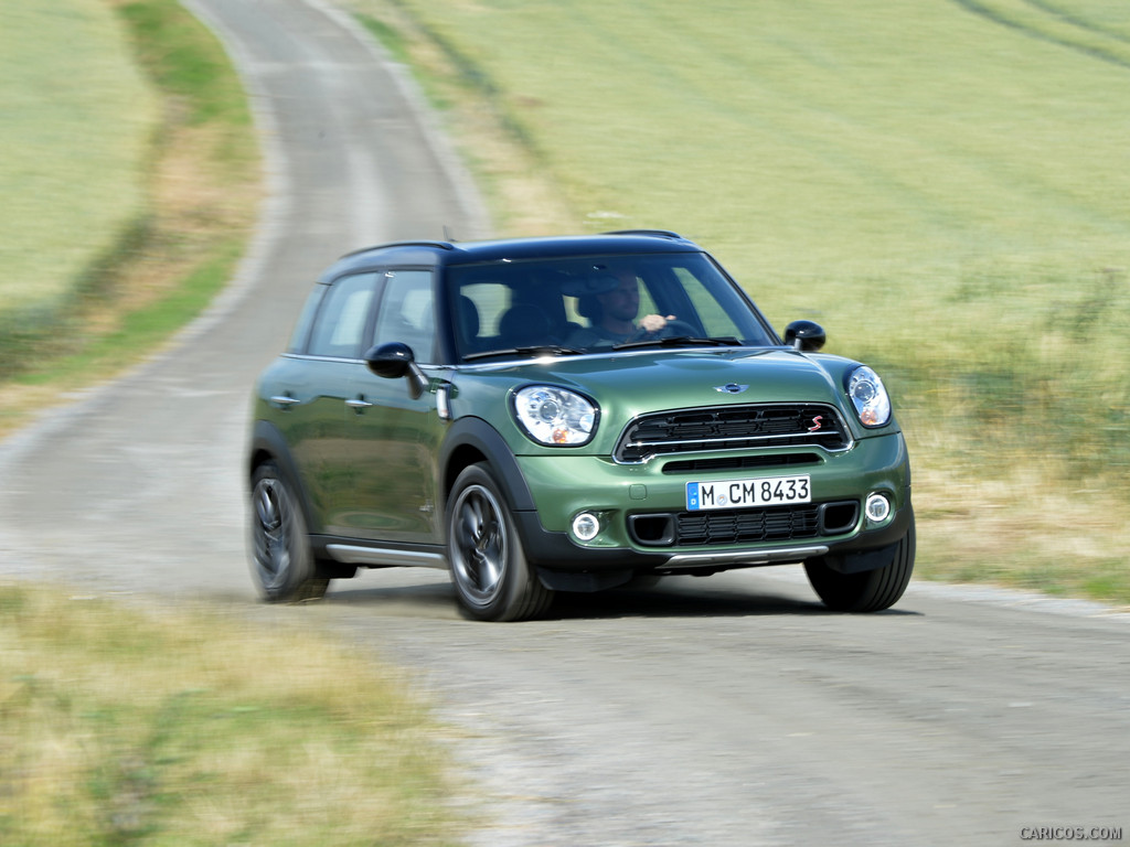 2015 MINI Cooper S Countryman  - Front