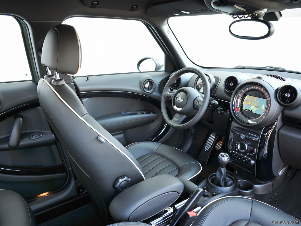 2015 MINI Cooper S Countryman  - Interior