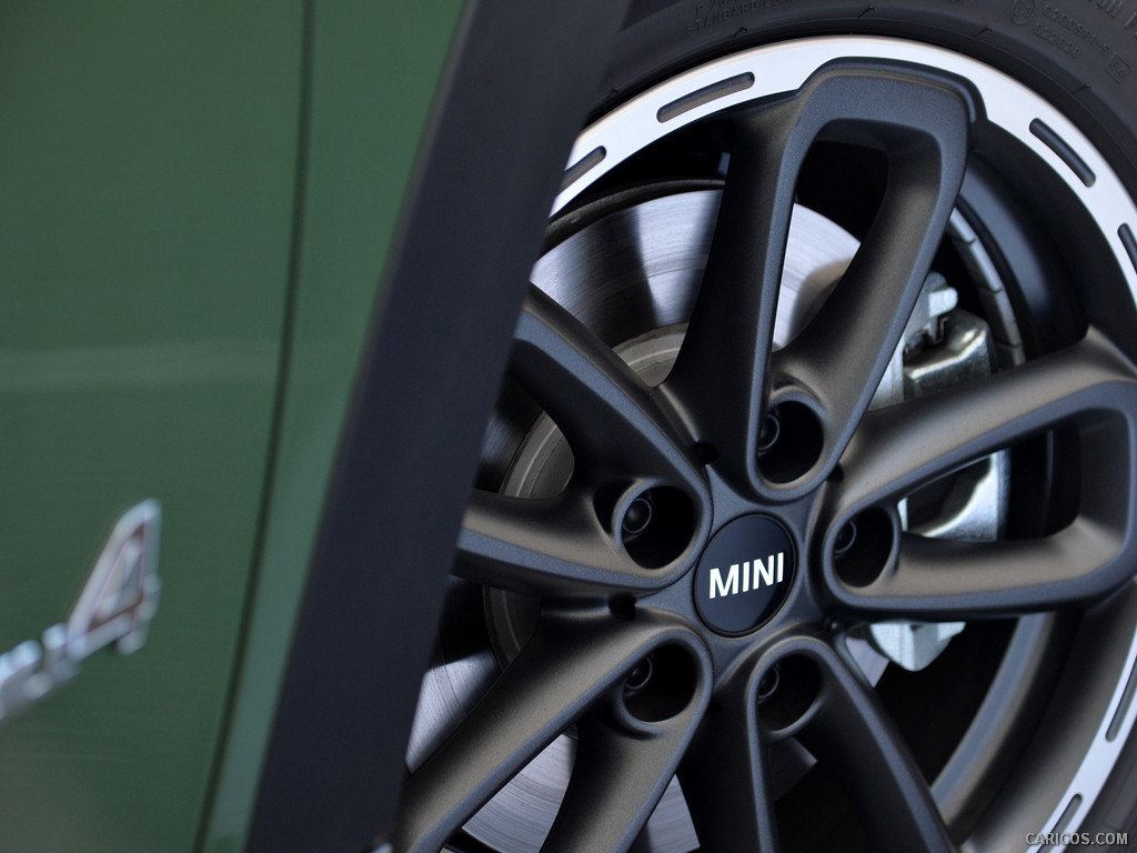 2015 MINI Cooper S Countryman  - Wheel