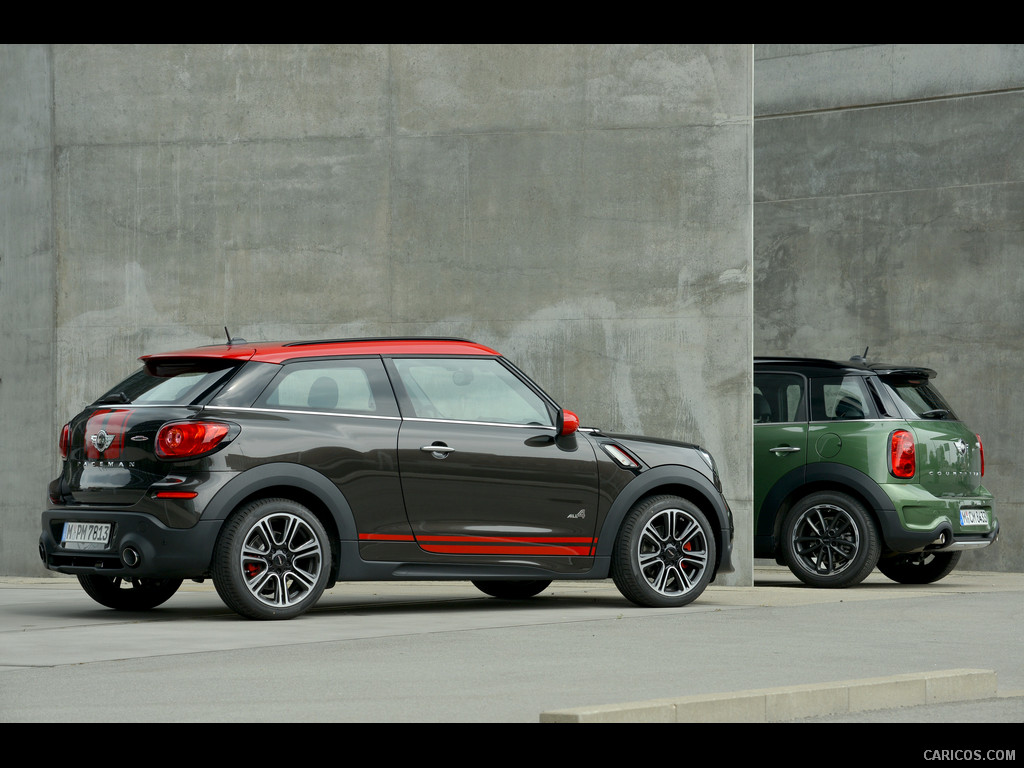 2015 MINI Cooper S Countryman  and MINI JCW Paceman - Side