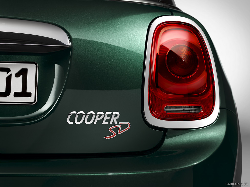 2015 MINI Cooper SD  - Tail Light