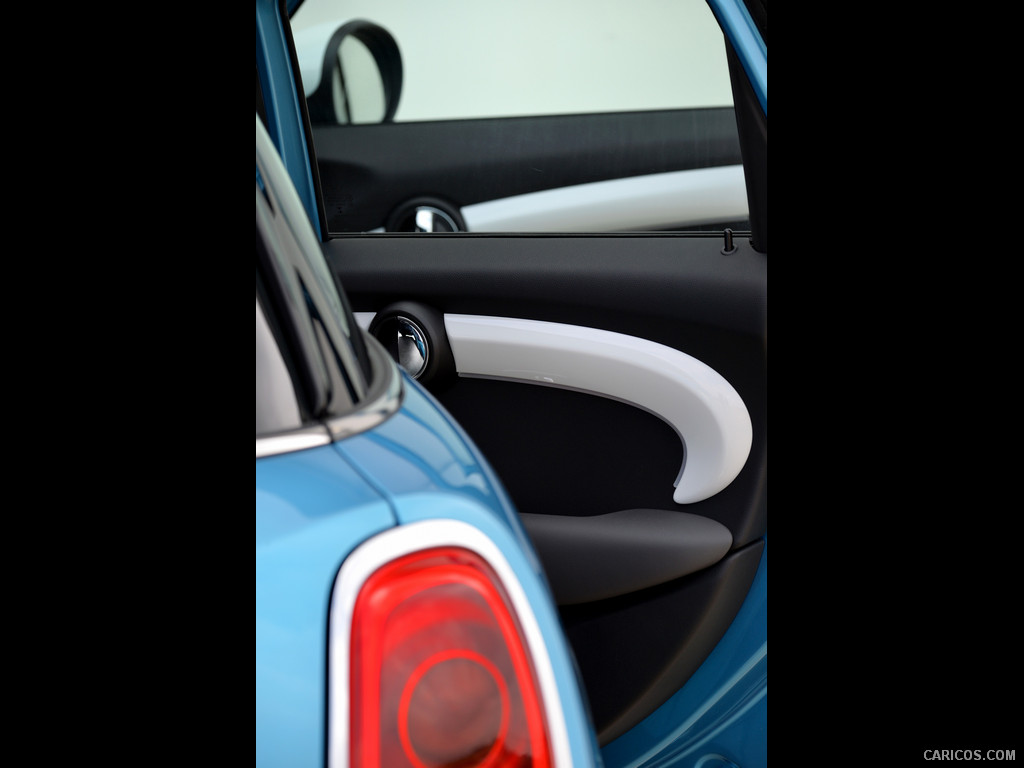 2015 MINI Cooper SD 5-Door  - Detail