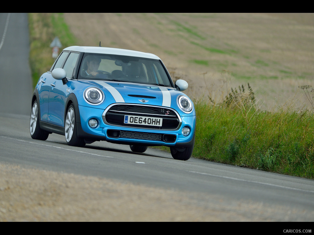 2015 MINI Cooper SD 5-Door  - Front