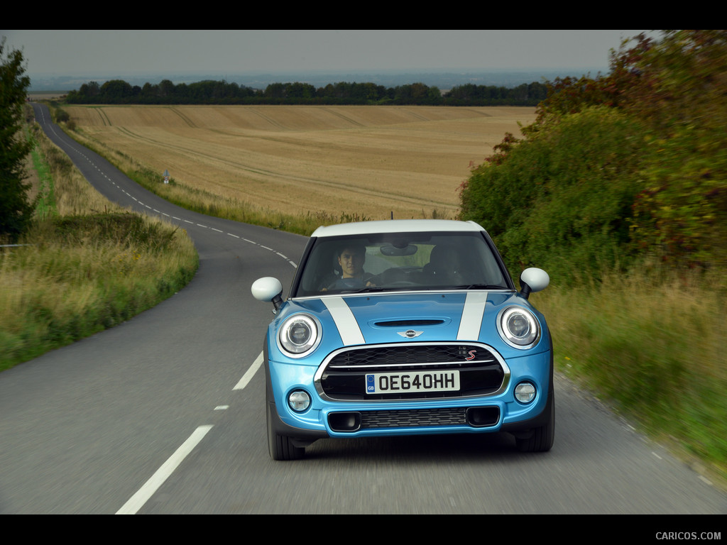 2015 MINI Cooper SD 5-Door  - Front