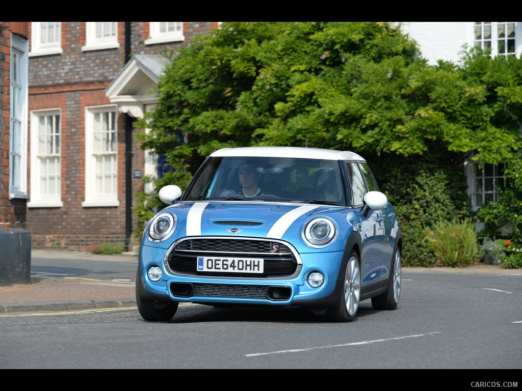 2015 MINI Cooper SD 5-Door  - Front