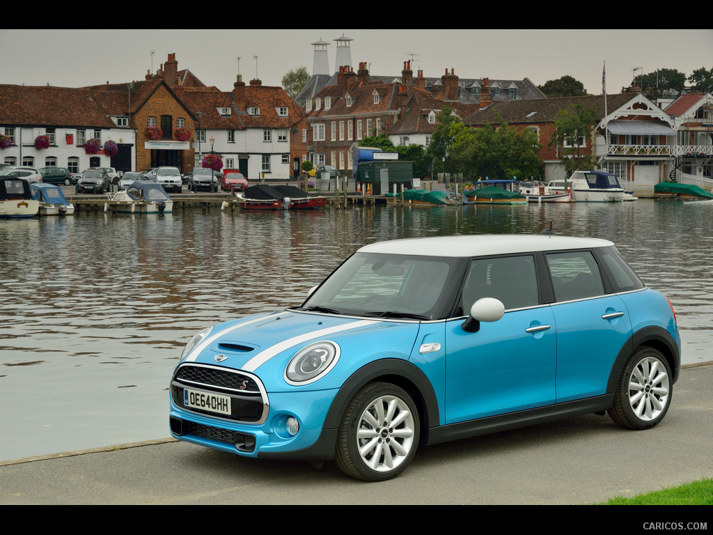 2015 MINI Cooper SD 5-Door  - Front