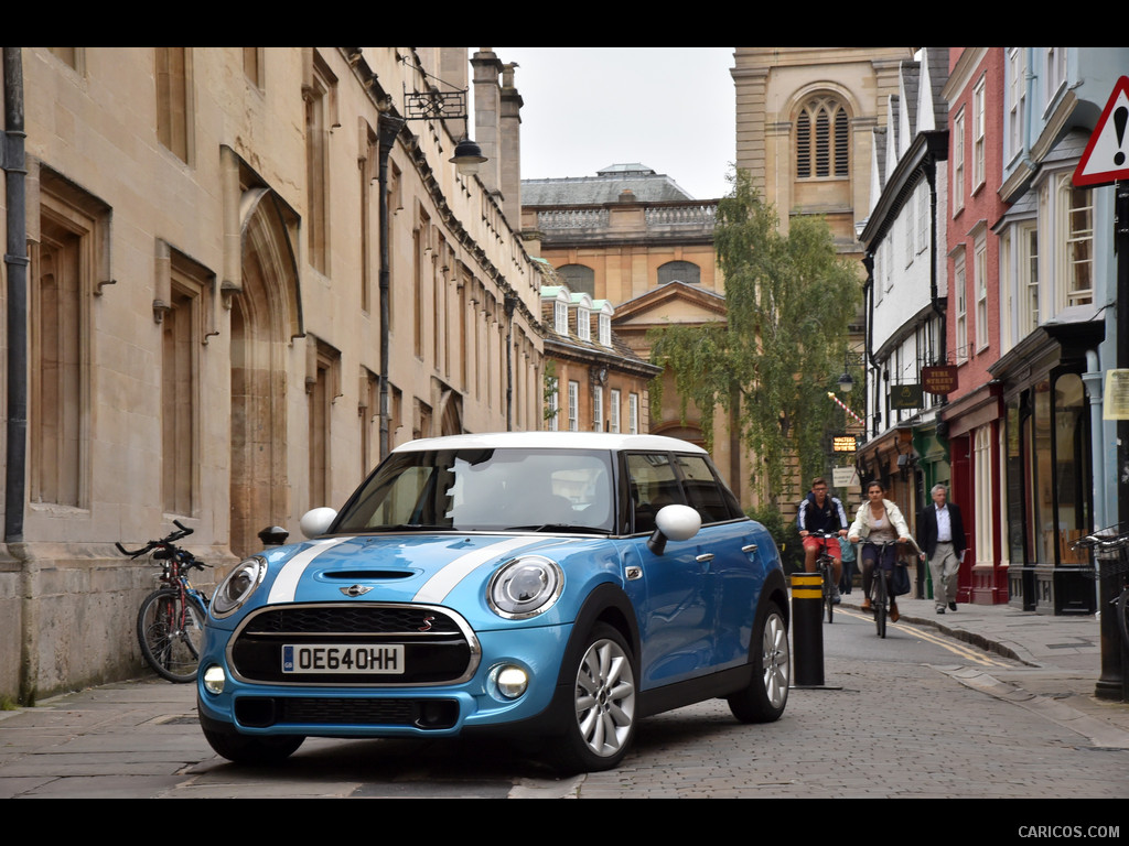 2015 MINI Cooper SD 5-Door  - Front