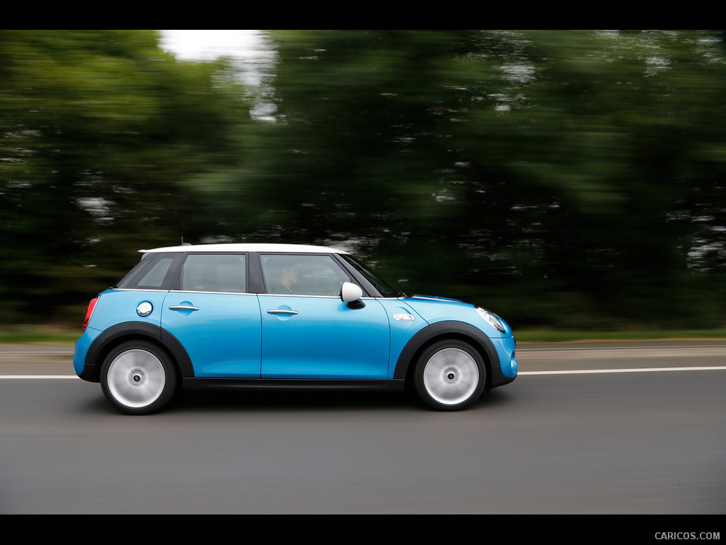 2015 MINI Cooper SD 5-Door  - Side