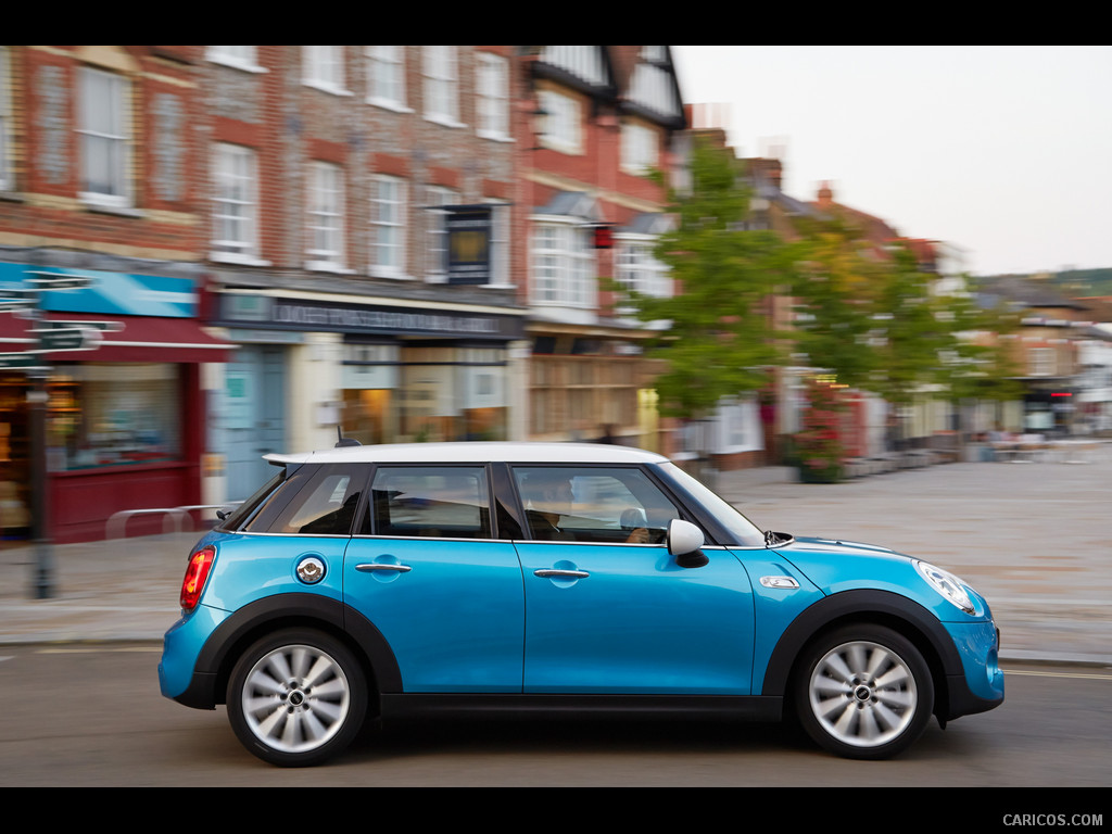 2015 MINI Cooper SD 5-Door  - Side