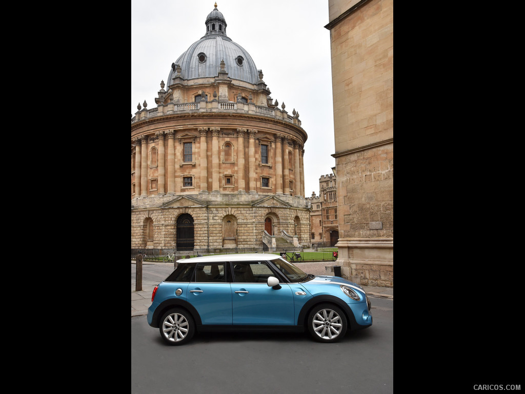 2015 MINI Cooper SD 5-Door  - Side