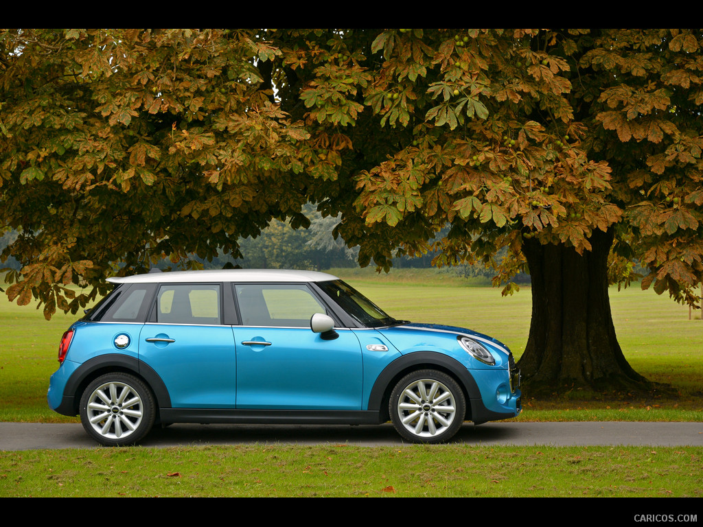 2015 MINI Cooper SD 5-Door  - Side