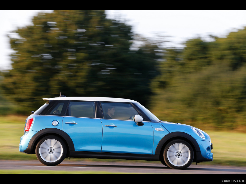 2015 MINI Cooper SD 5-Door  - Side