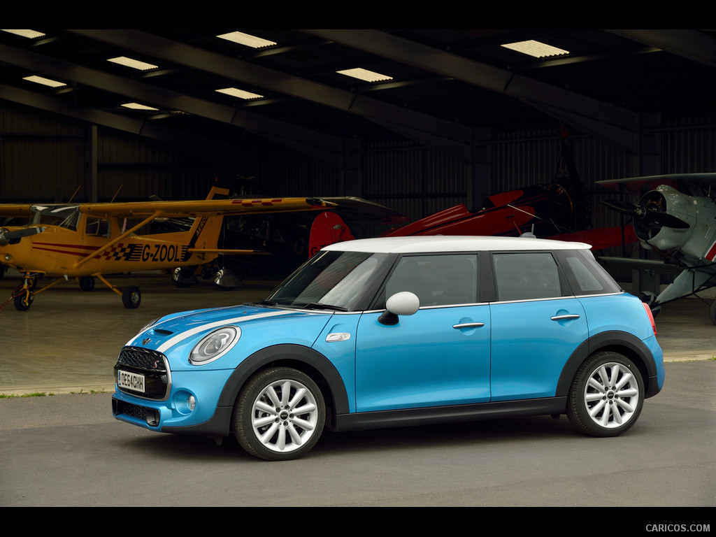 2015 MINI Cooper SD 5-Door  - Side