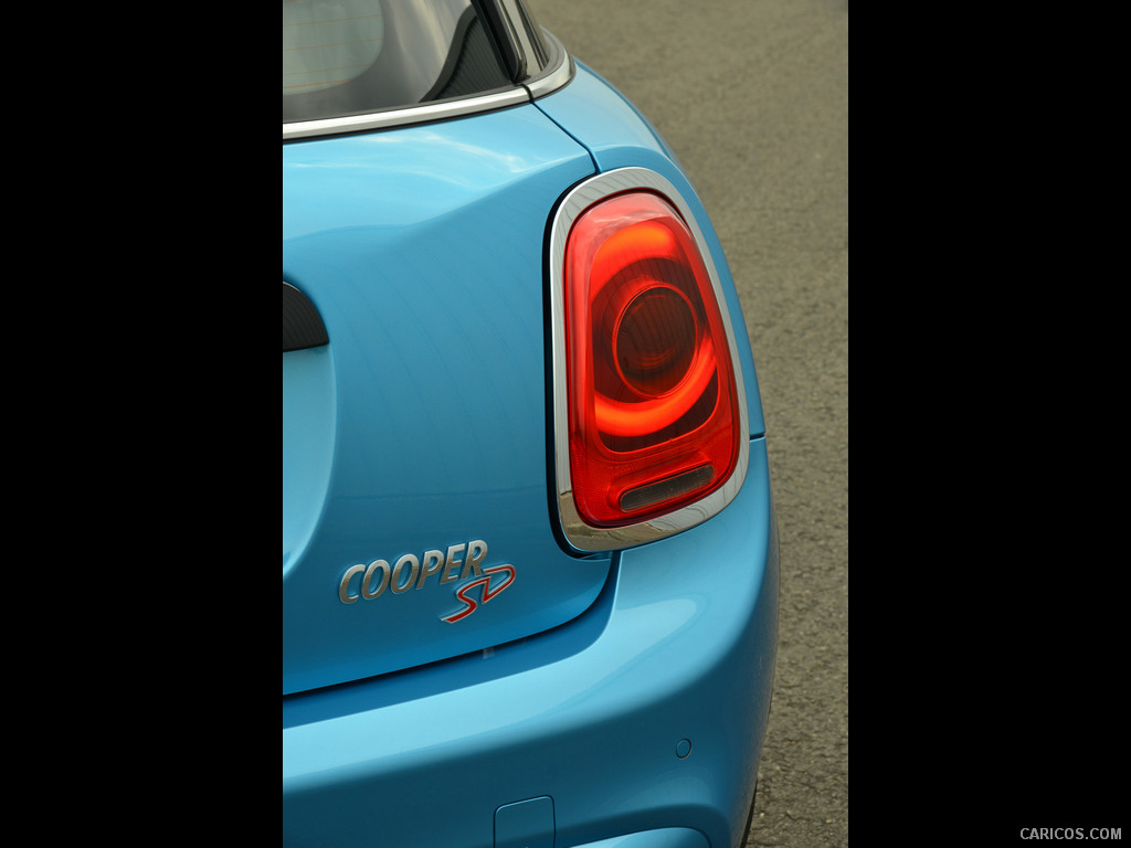 2015 MINI Cooper SD 5-Door  - Tail Light