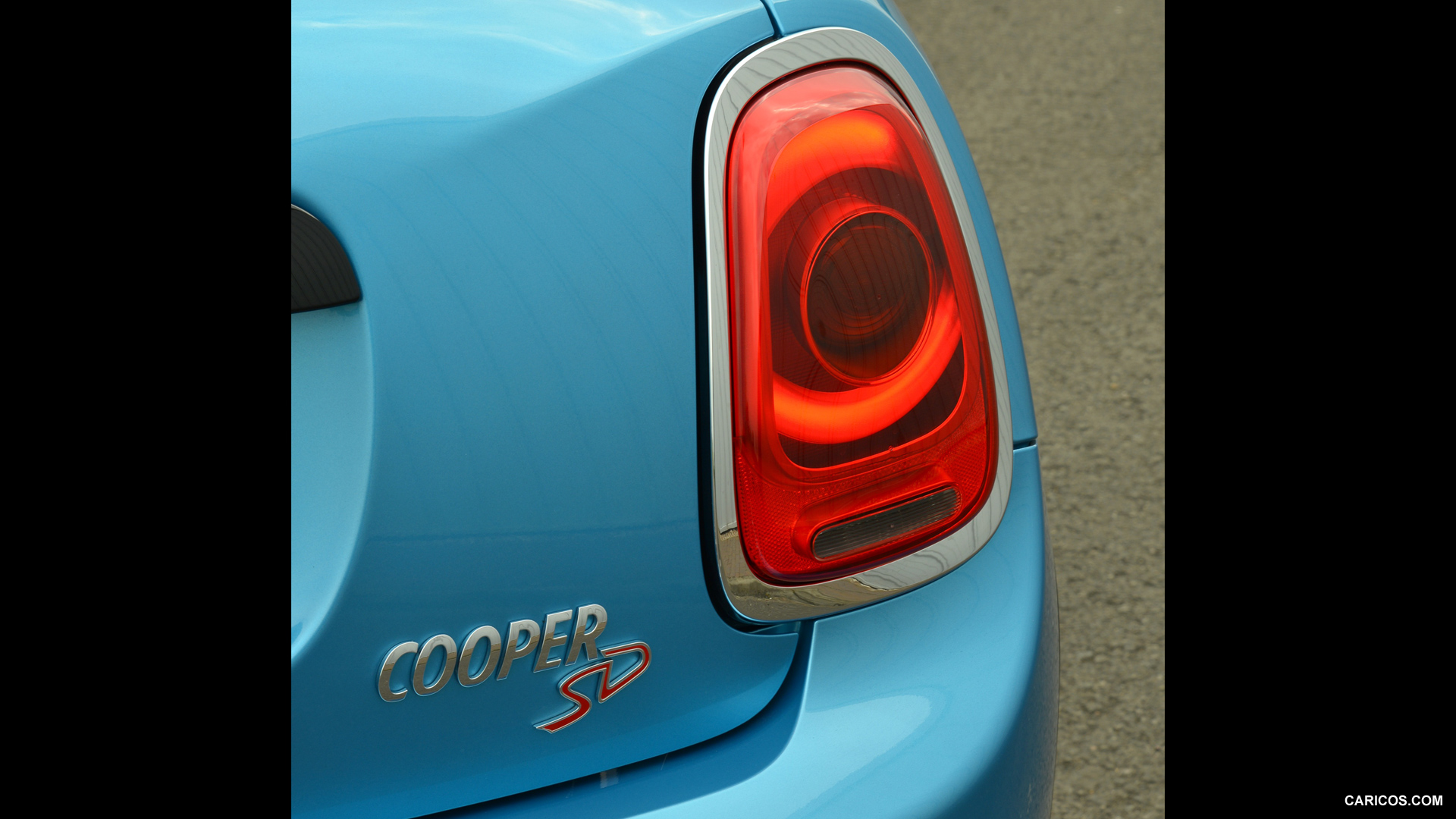 2015 MINI Cooper SD 5-Door  - Tail Light, #126 of 202