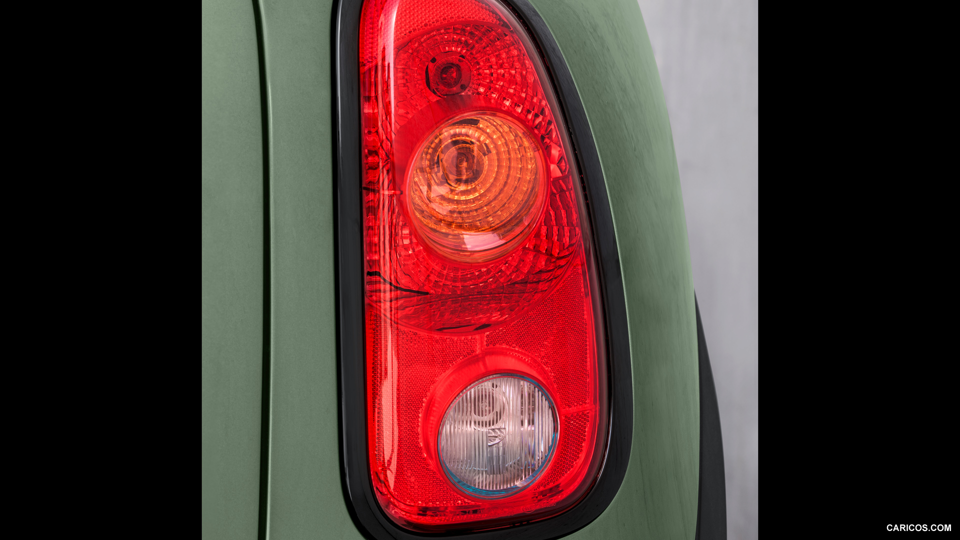2015 MINI Cooper SD Countryman  - Tail Light, #38 of 291