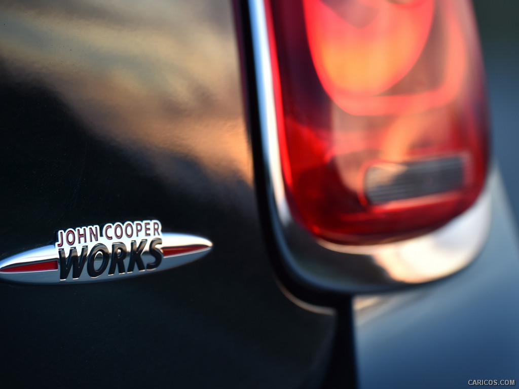 2015 MINI John Cooper Works  - Badge