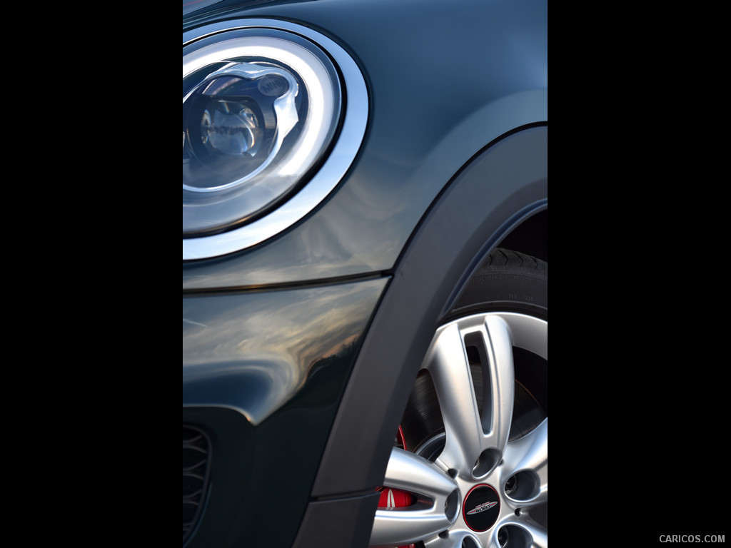 2015 MINI John Cooper Works  - Headlight