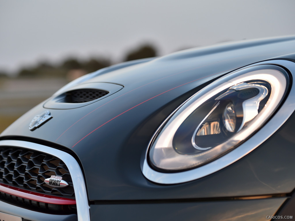 2015 MINI John Cooper Works  - Headlight