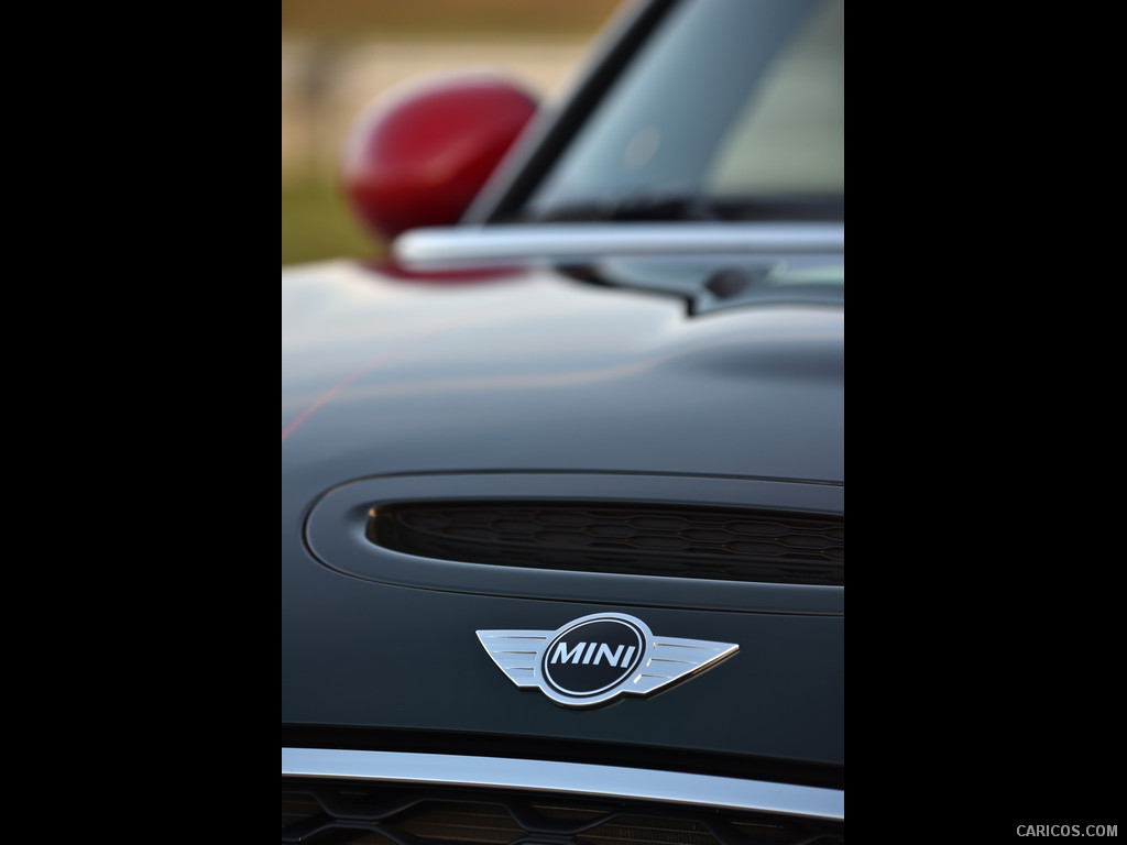 2015 MINI John Cooper Works  - Hood