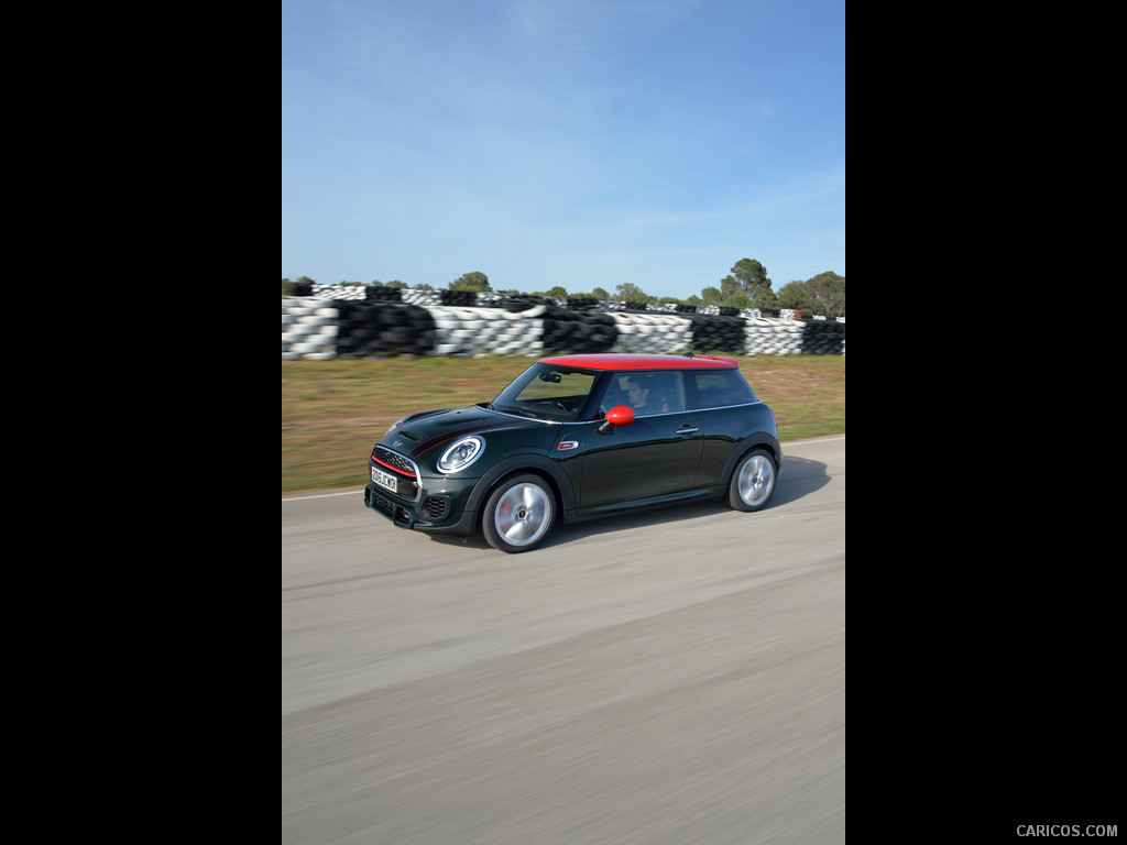 2015 MINI John Cooper Works  - Side