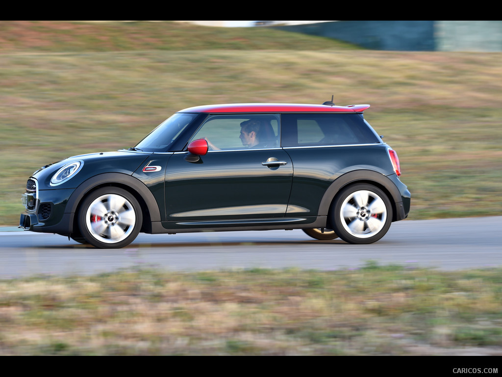 2015 MINI John Cooper Works  - Side