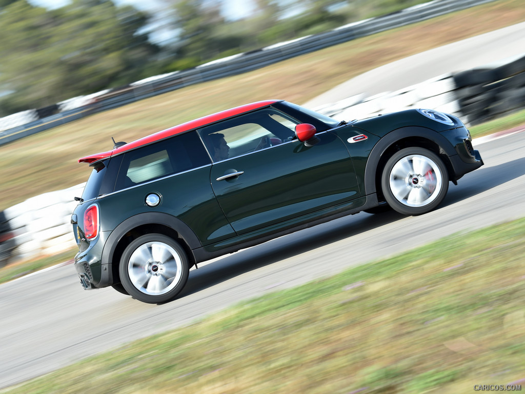 2015 MINI John Cooper Works  - Side