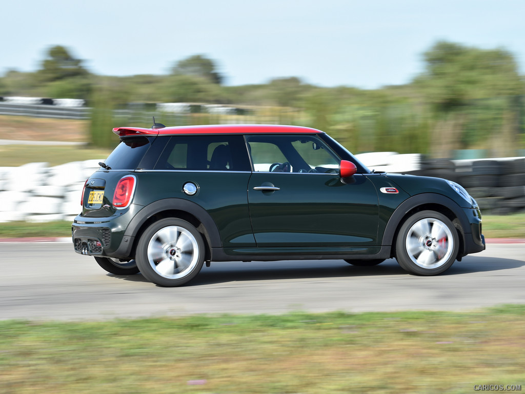 2015 MINI John Cooper Works  - Side