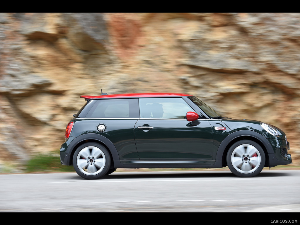 2015 MINI John Cooper Works  - Side