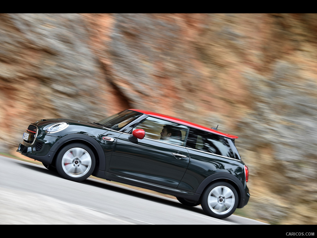 2015 MINI John Cooper Works  - Side