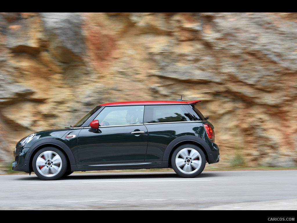 2015 MINI John Cooper Works  - Side