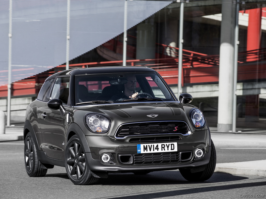 2015 MINI Paceman  - Front