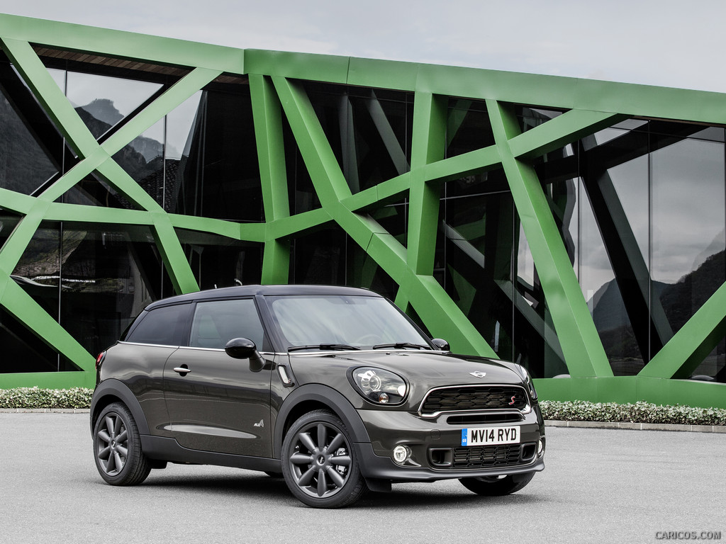 2015 MINI Paceman  - Front