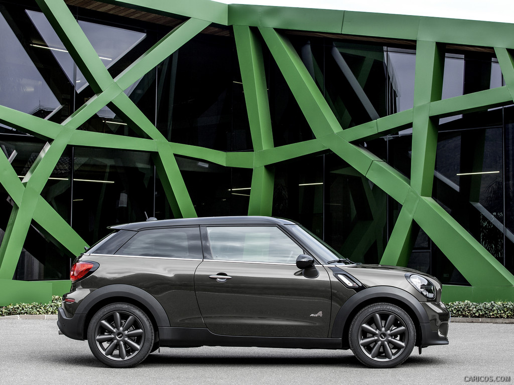 2015 MINI Paceman  - Side