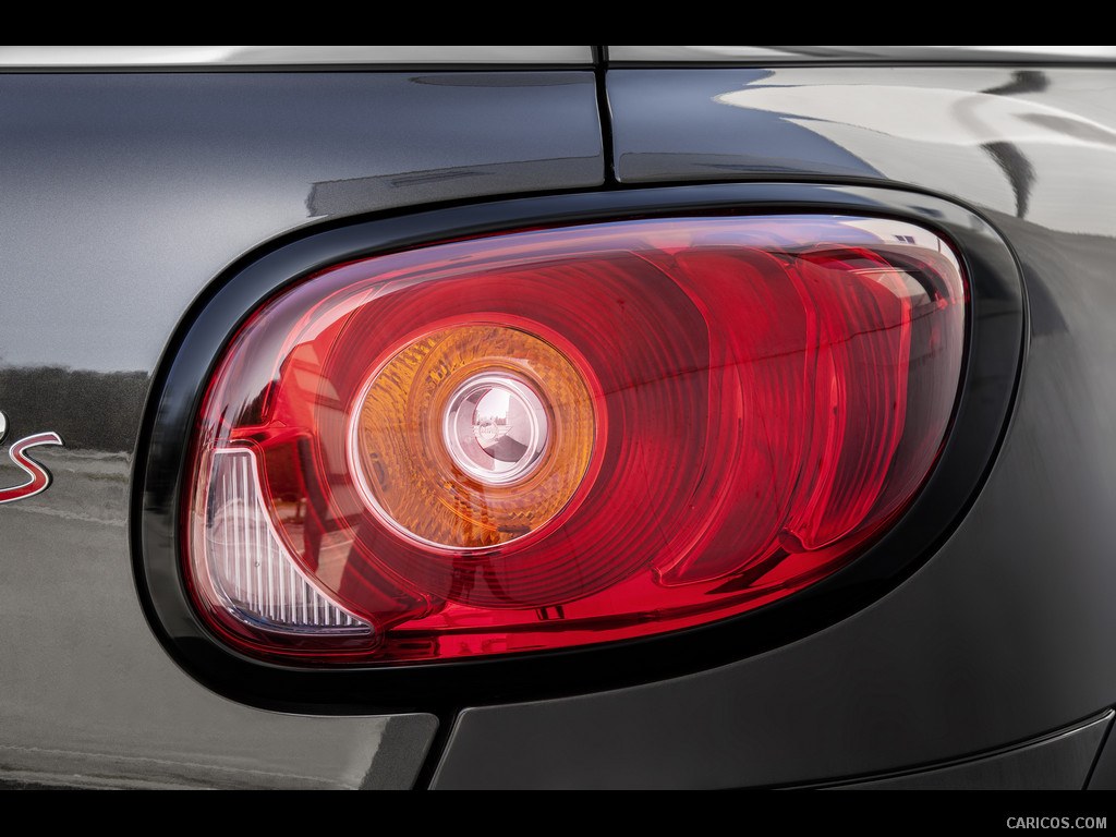 2015 MINI Paceman  - Tail Light