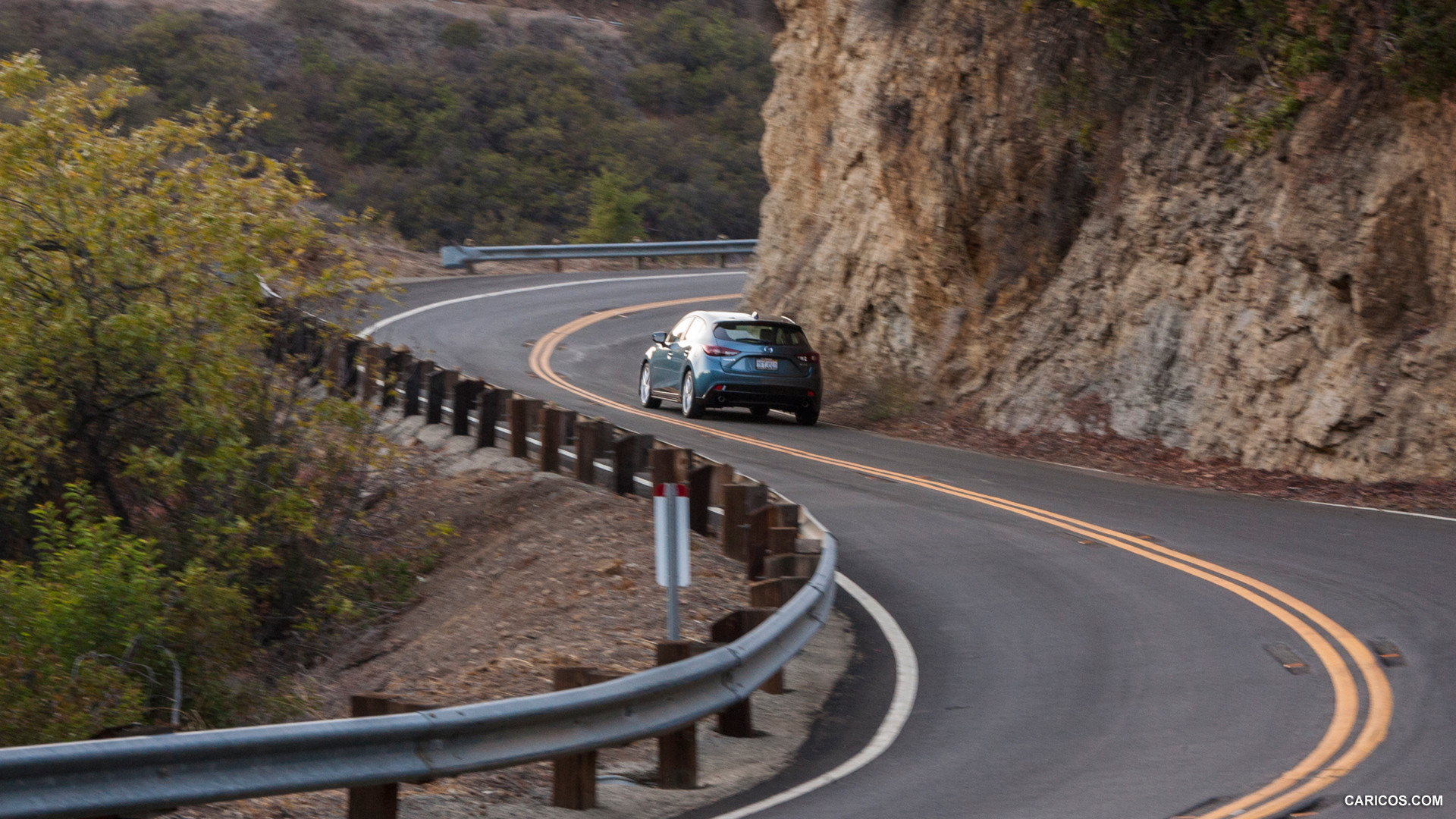 2015 Mazda 3 5D s Touring 6MT (Blue Reflex)  - Rear, #4 of 27