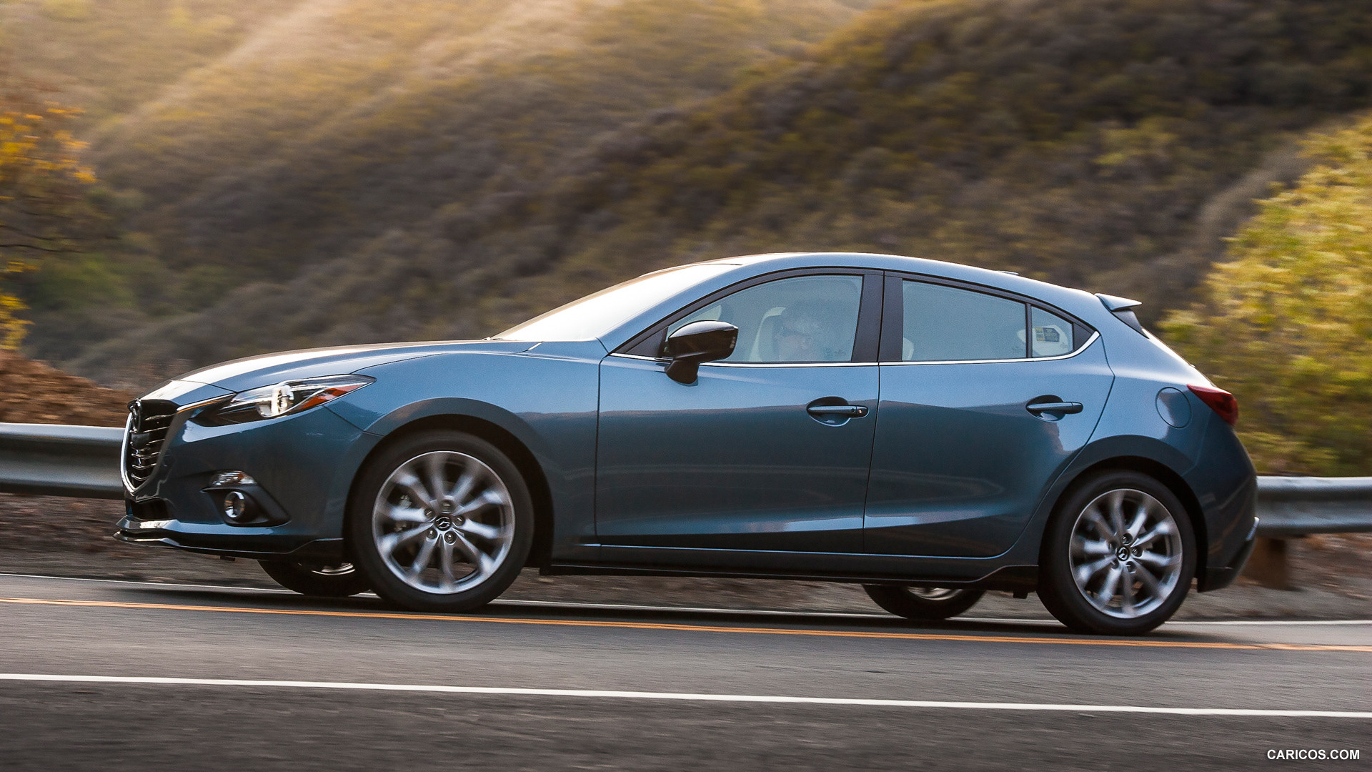 2015 Mazda 3 5D s Touring 6MT (Blue Reflex)  - Side, #10 of 27