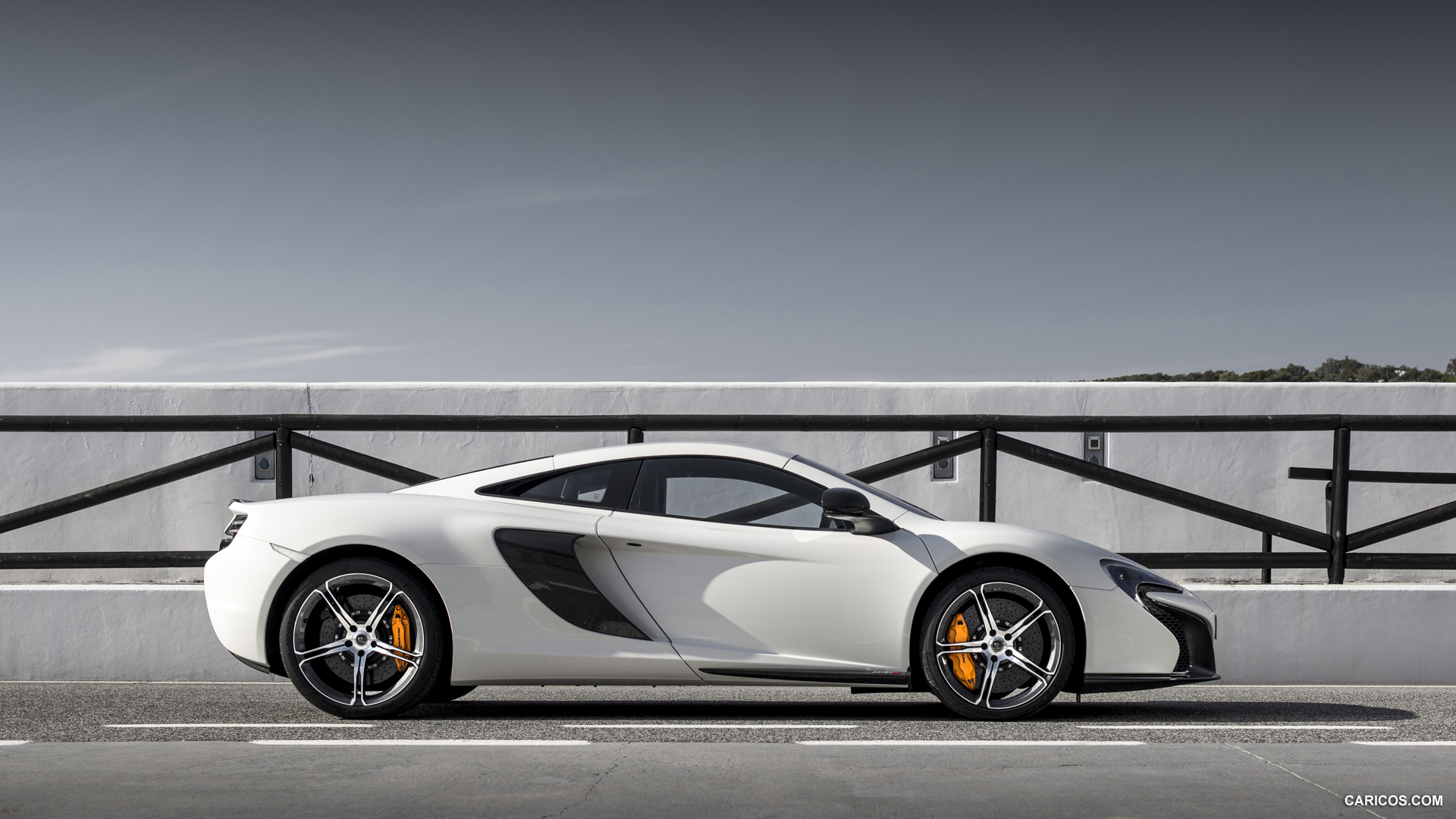 2015 McLaren 650S Coupe  - Side, #10 of 82