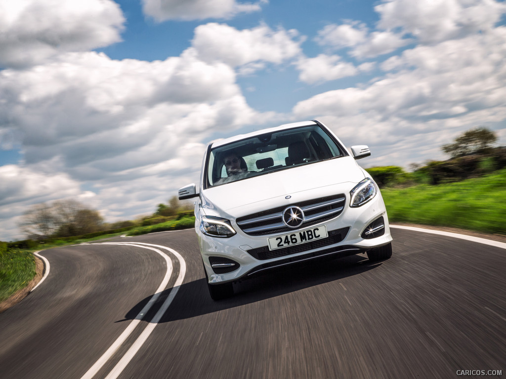 2015 Mercedes-Benz B-Class B220 CDI 4MATIC (UK-Spec)  - Front