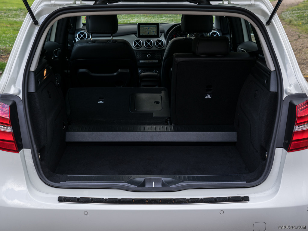 2015 Mercedes-Benz B-Class B220 CDI 4MATIC (UK-Spec)  - Trunk