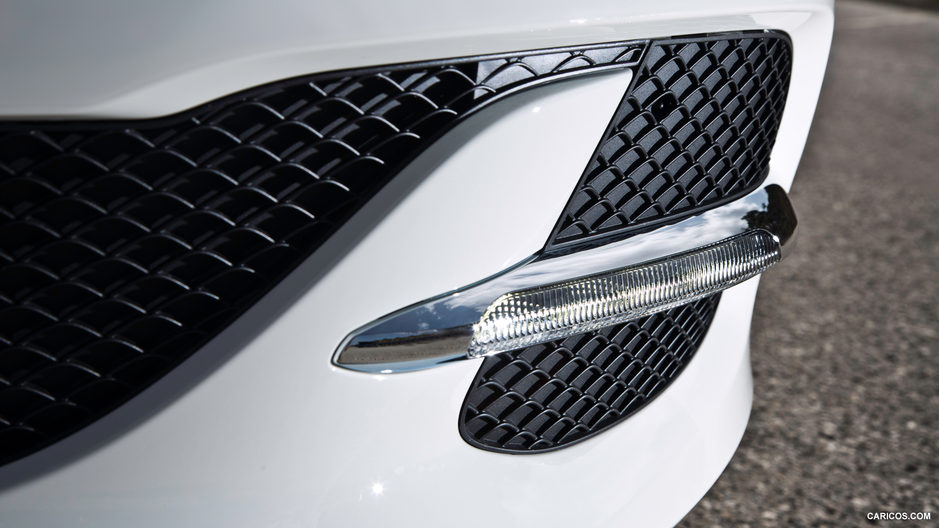 2015 Mercedes-Benz B-Class Electric Drive  - Detail, #25 of 135