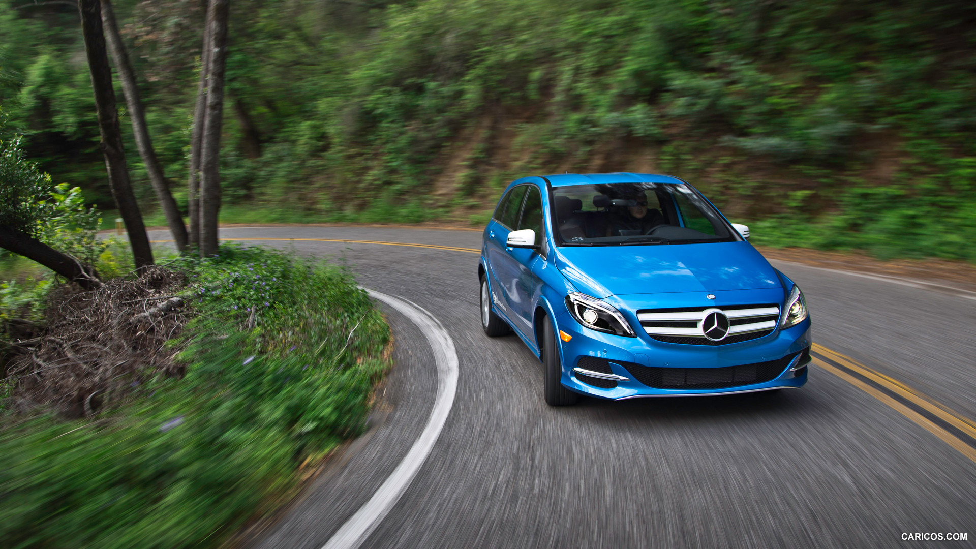 2015 Mercedes-Benz B-Class Electric Drive  - Front, #60 of 135