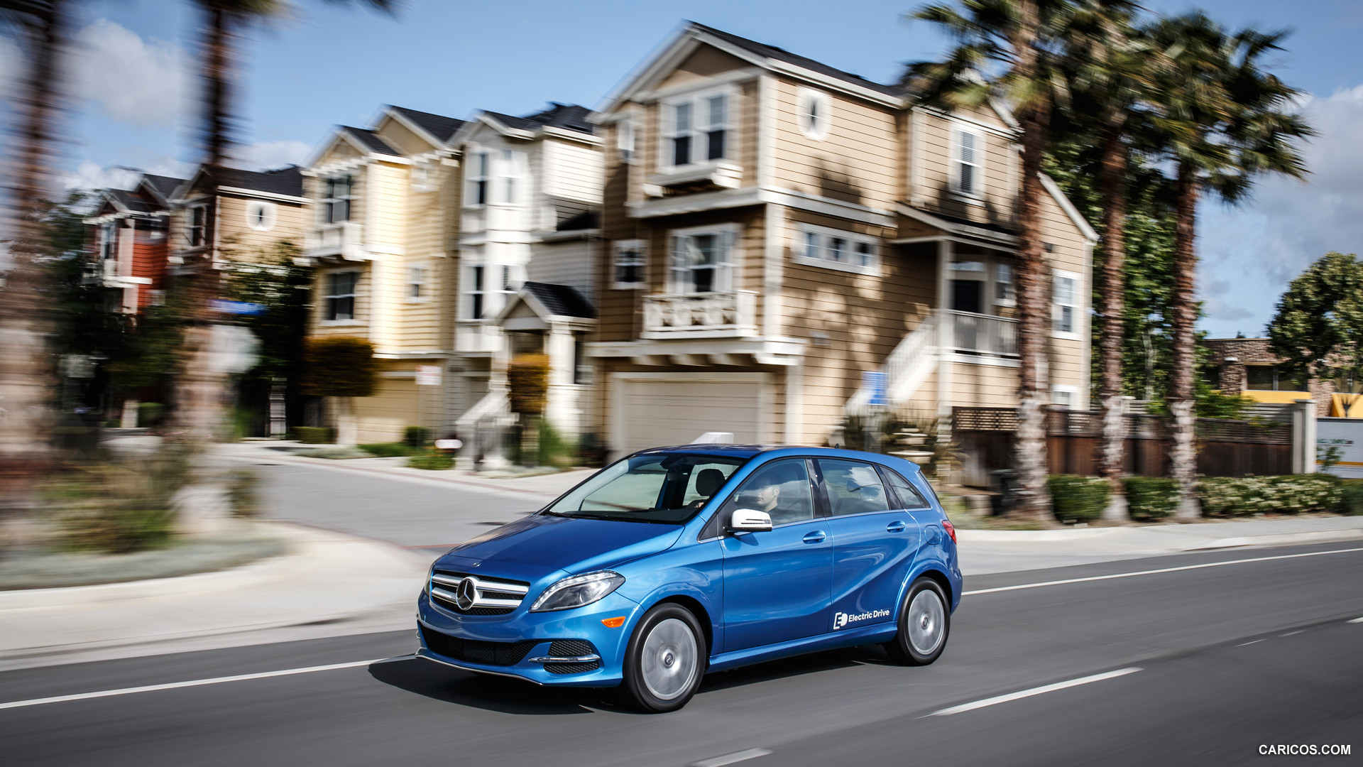 2015 Mercedes-Benz B-Class Electric Drive  - Front, #75 of 135