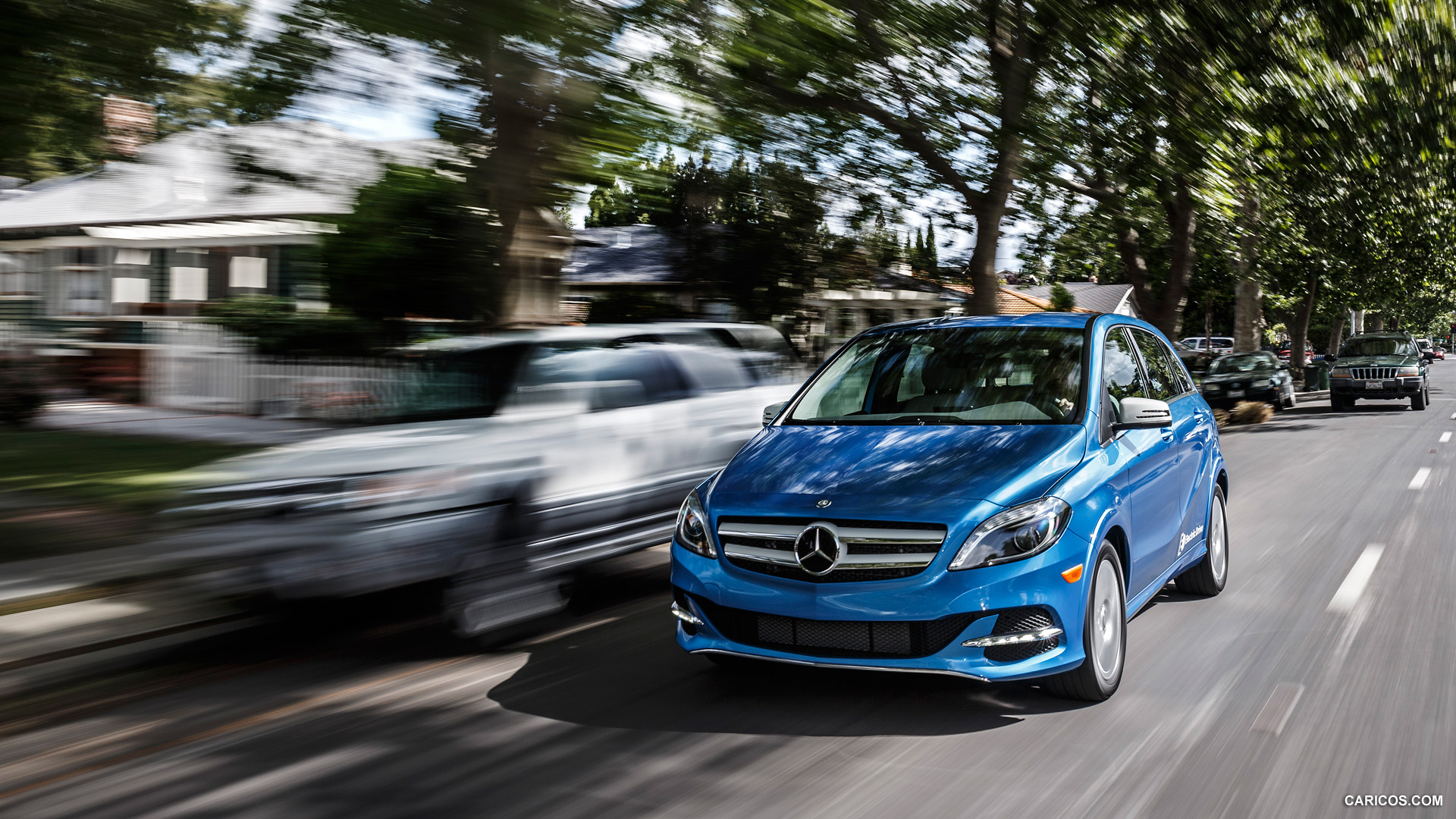 2015 Mercedes-Benz B-Class Electric Drive  - Front, #76 of 135
