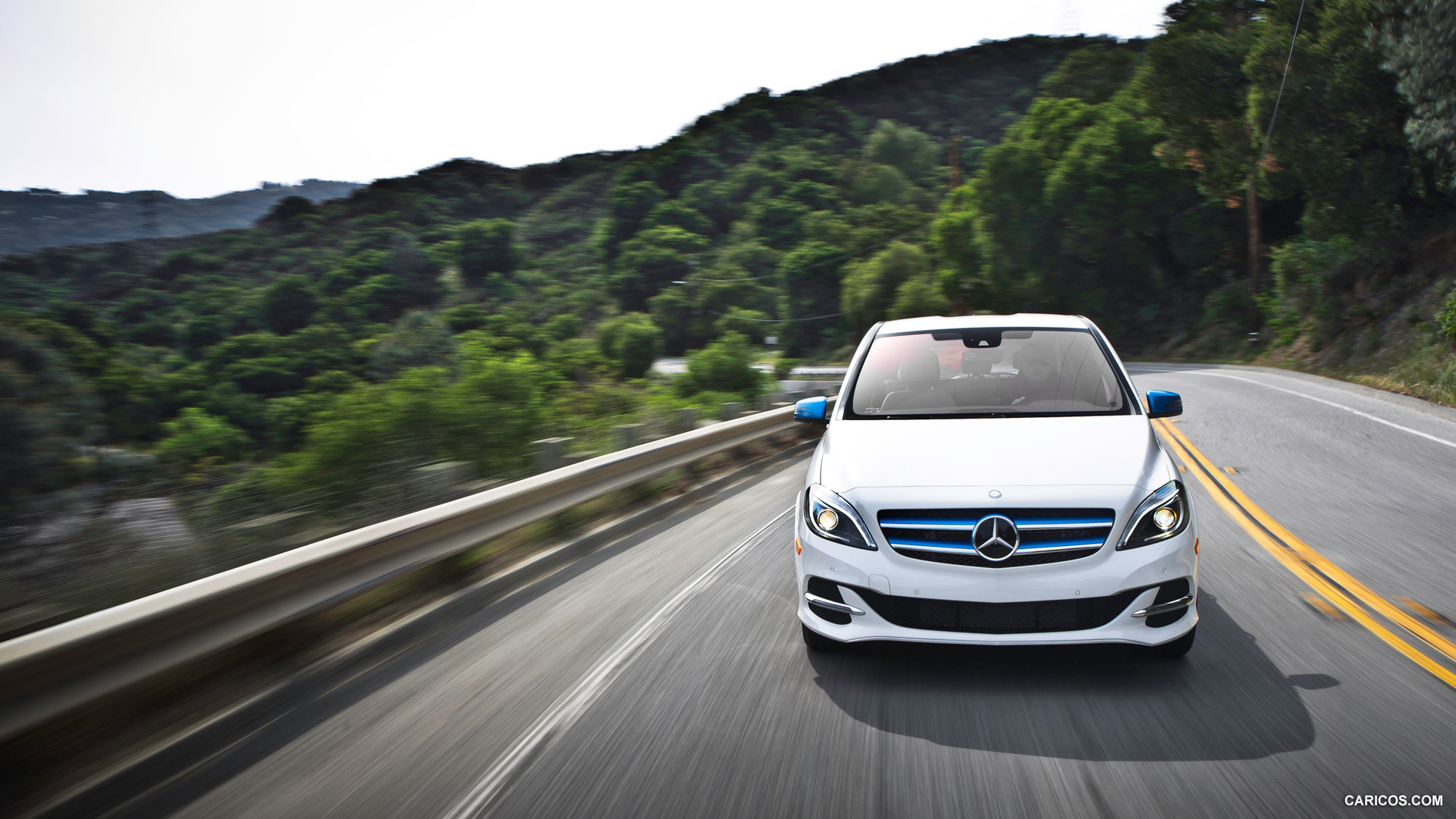 2015 Mercedes-Benz B-Class Electric Drive  - Front, #113 of 135
