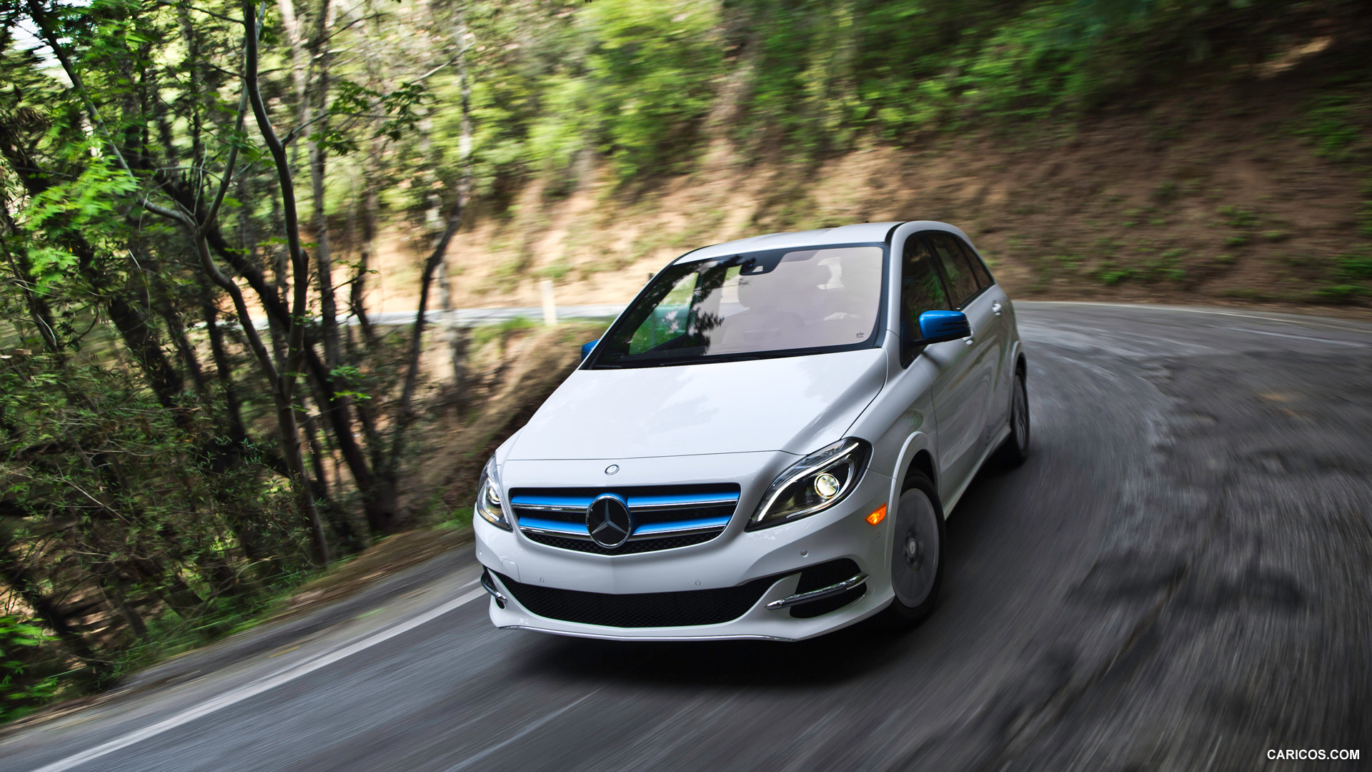 2015 Mercedes-Benz B-Class Electric Drive  - Front, #114 of 135