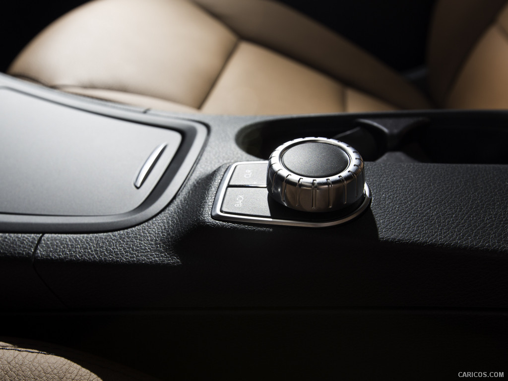 2015 Mercedes-Benz B-Class Electric Drive  - Interior Detail