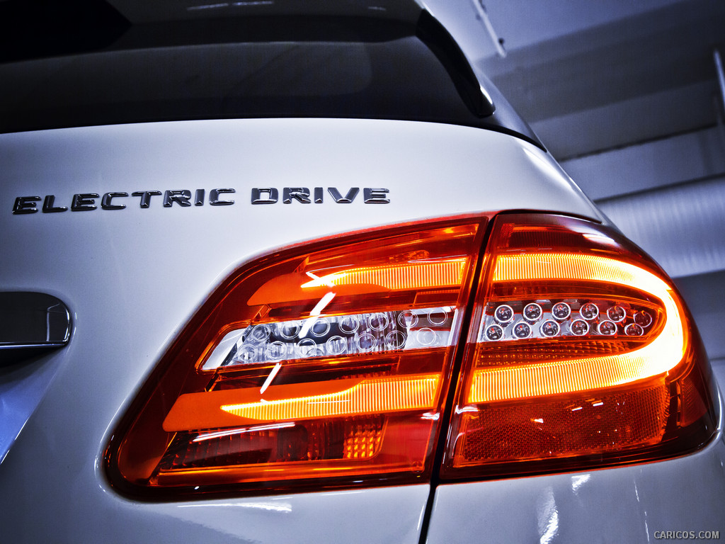 2015 Mercedes-Benz B-Class Electric Drive  - Tail Light