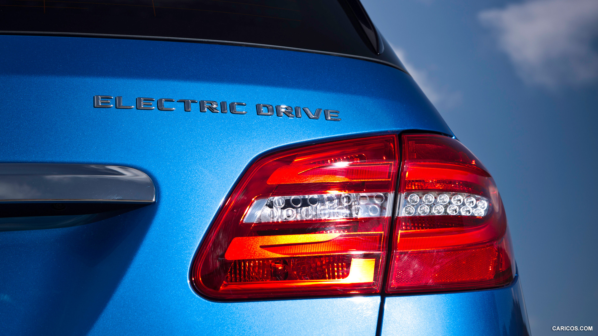 2015 Mercedes-Benz B-Class Electric Drive  - Tail Light, #45 of 135